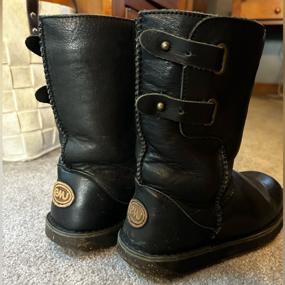 EMU Leather Boots - Picture 3 of 6